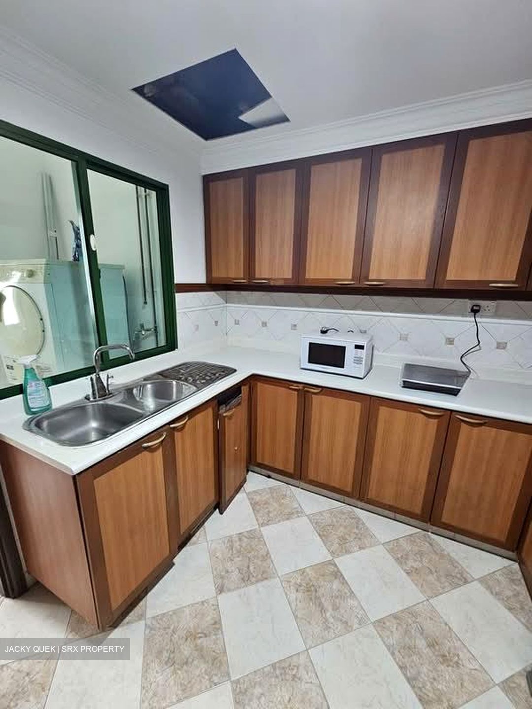 St. Michael's Place (D12), Apartment #592952221